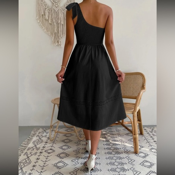 Boho tie one shoulder shoulder shirred lace insert dress - Picture 13 of 16